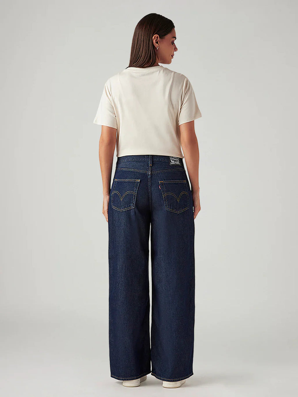 Women's Loose Fit Mid Rise Jeans