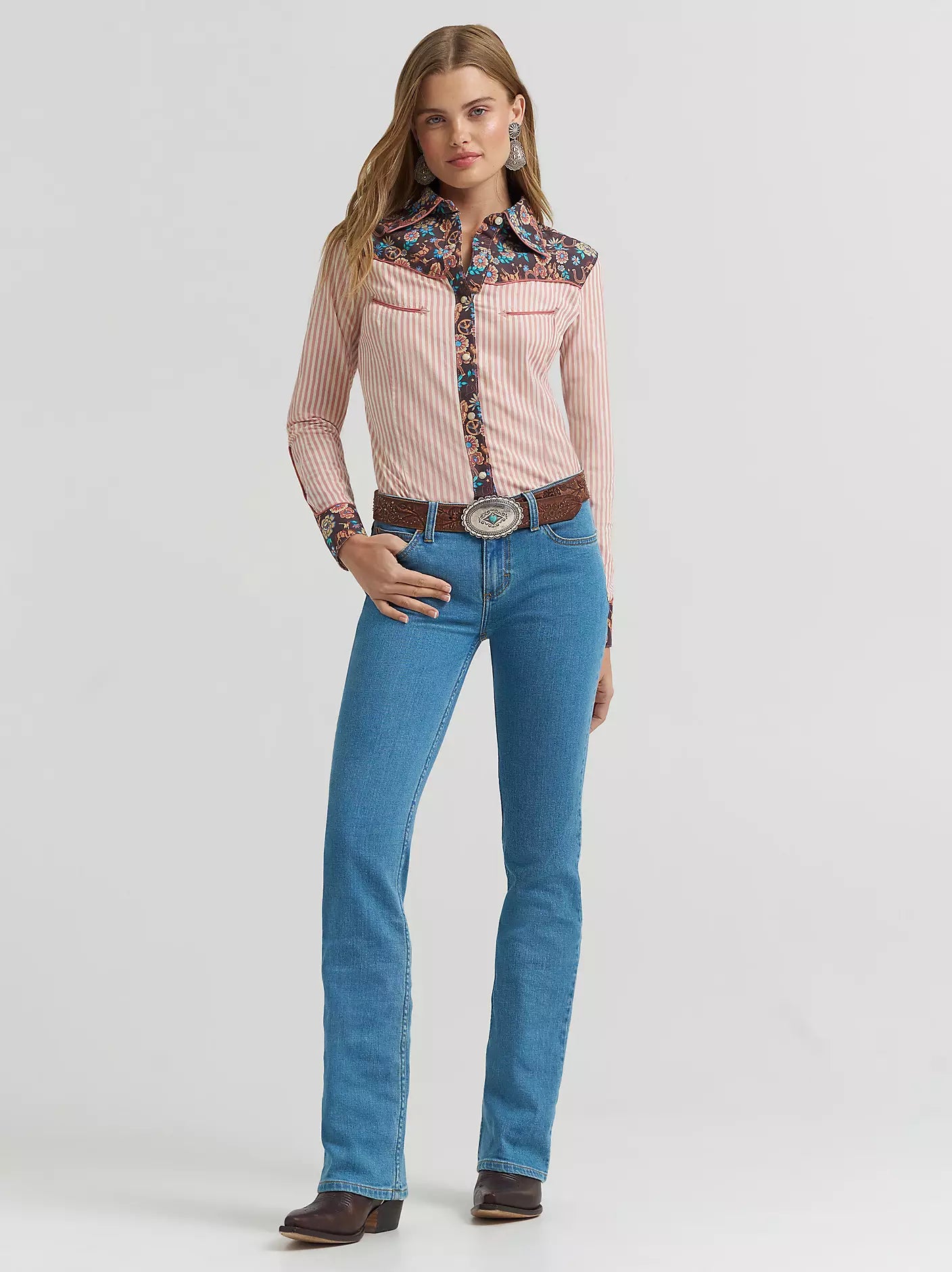 Lainey Wilson x Wrangler Embellished Mae Bootcut Jean