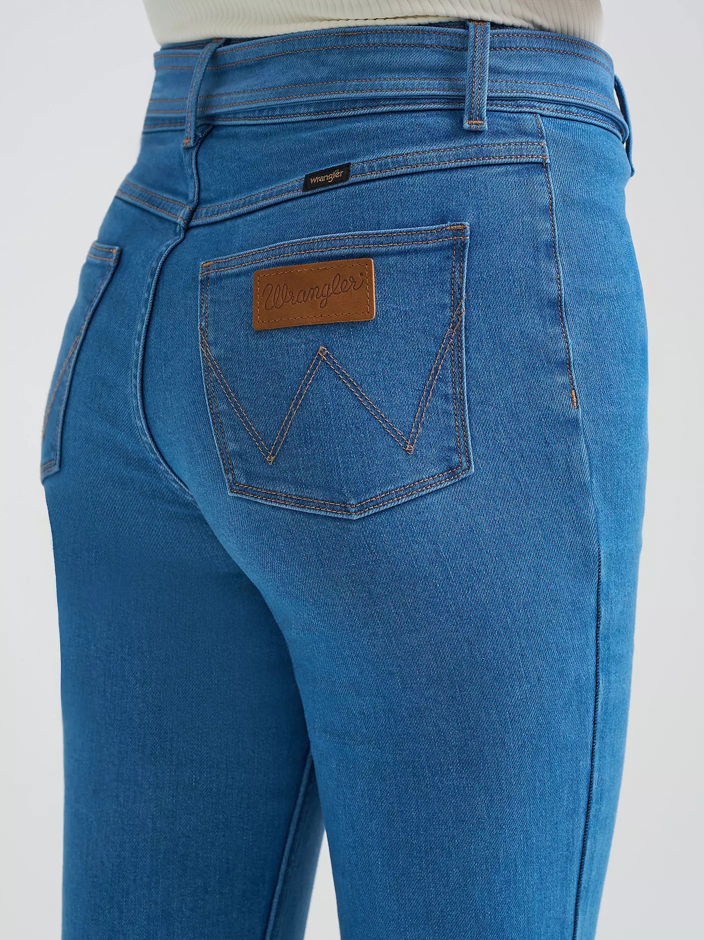 Women's Belted Flare Jean