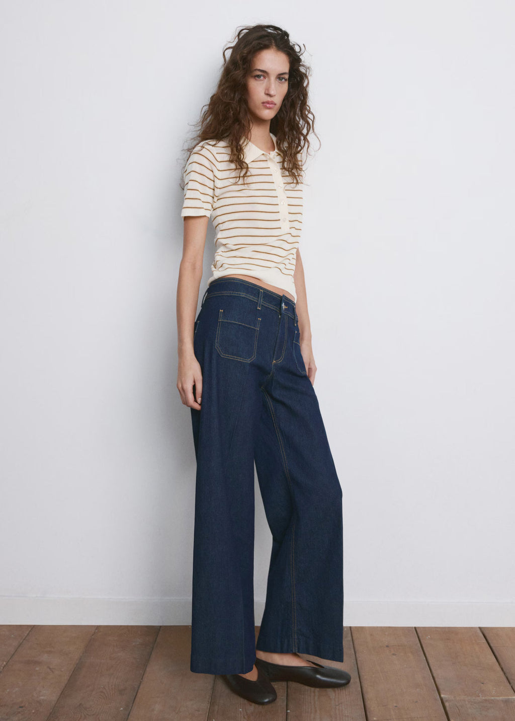 Wide leg jeans with pockets