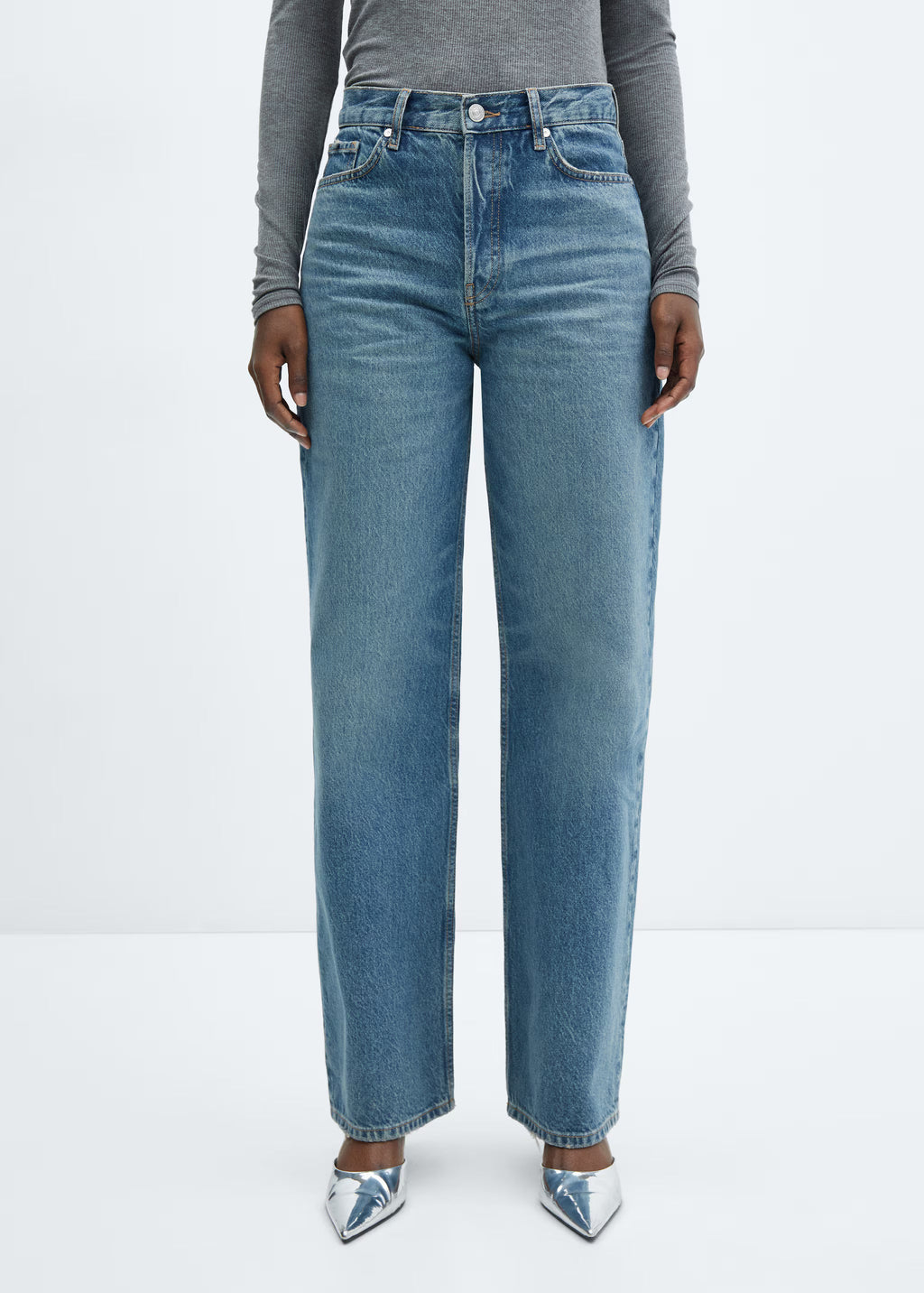 Mid-rise straight jeans